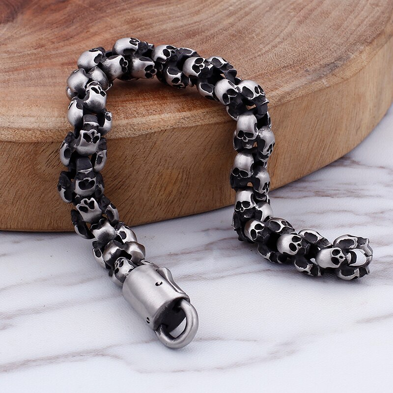 Men's Skulls Shaped Bracelet